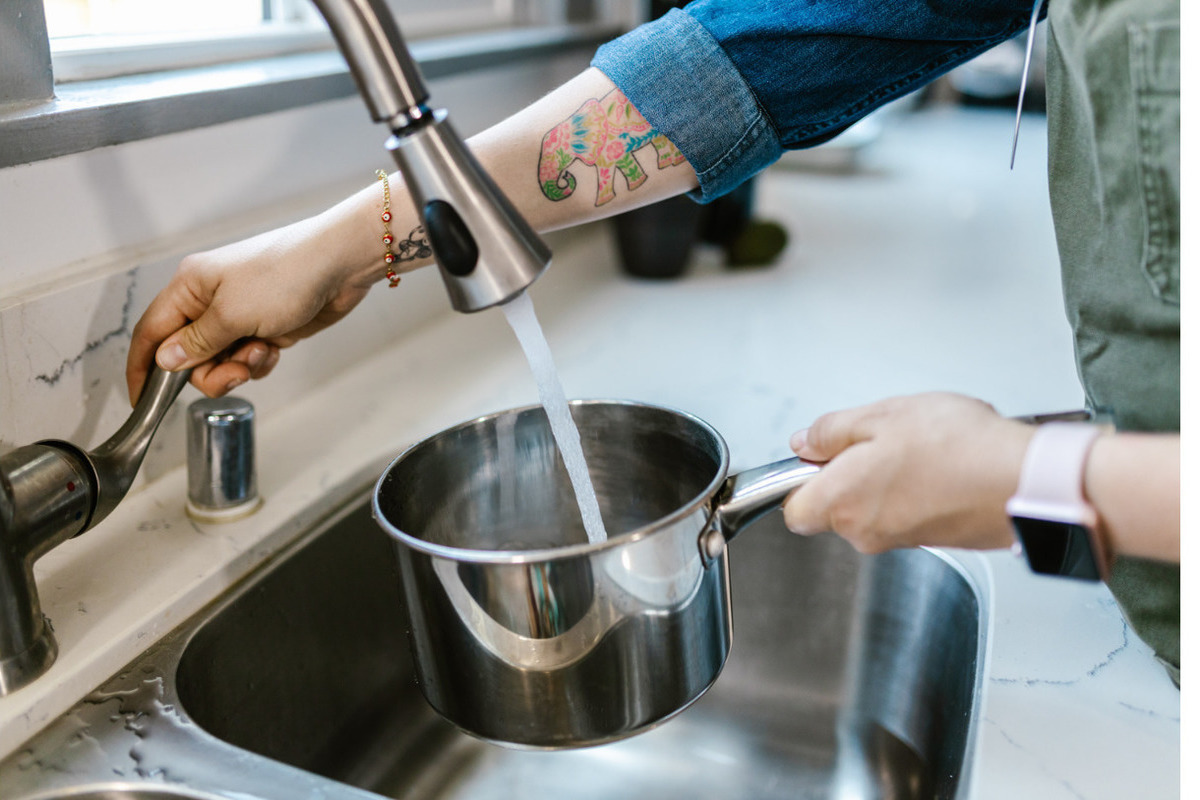 How Much Does a Plumber Cost in UAE? 9 Tap Water Safe for Cooking